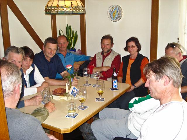 35 Ausklang beim Gasthaus Wagner.JPG